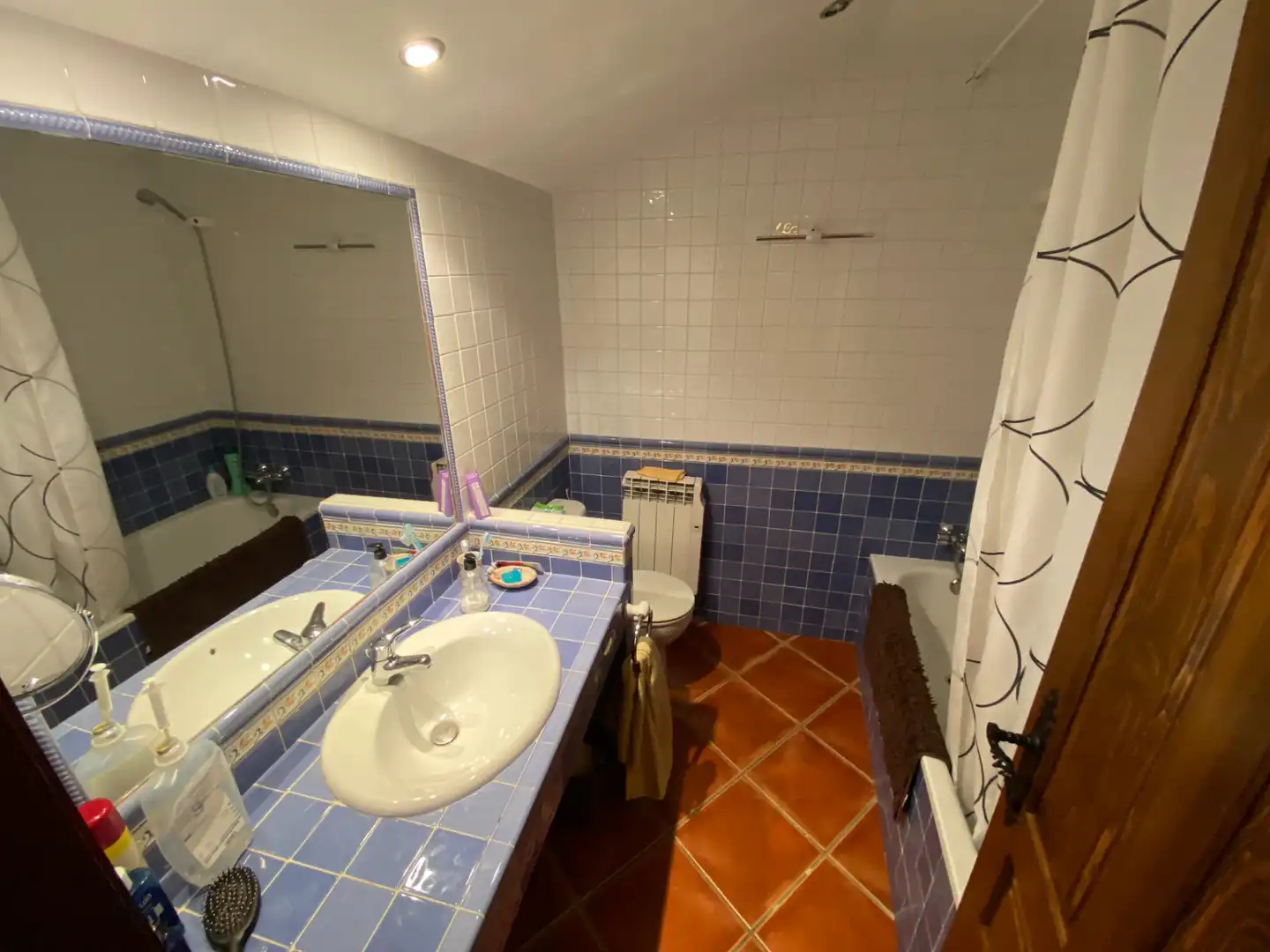 Bany de Dúplex en venda en Uncastillo amb Calefacció, Moblat i Microones