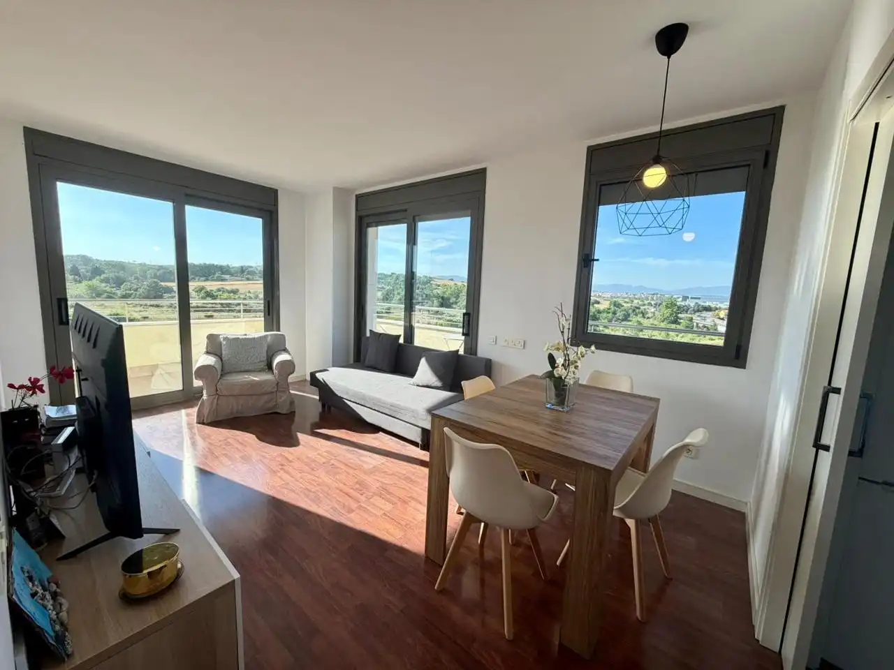 Sala de estar de Piso en venta en Montcada i Reixac con Aire acondicionado, Calefacción y Parquet