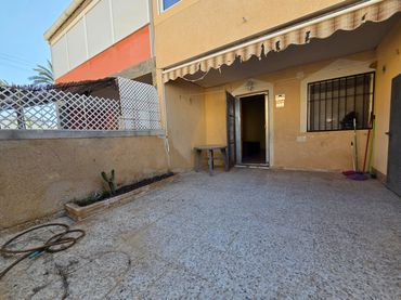 Erdgeschosswohnung mit Garten zum Verkauf in Playa del Acequión, Náufragos y Rocío del Mar