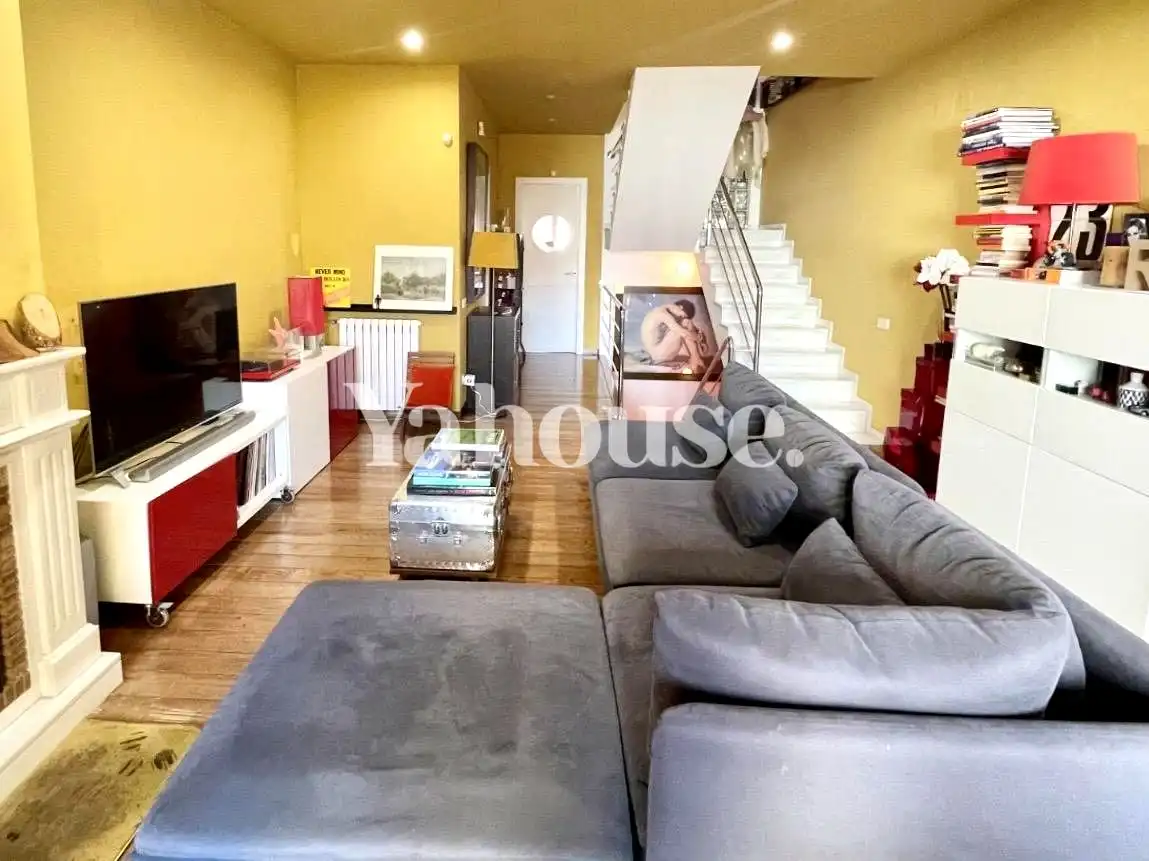 Living room of Duplexes for rent in Sabadell  with Air Conditioner, Terrace and Furnished