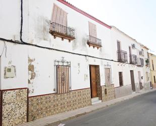 Vista exterior de Casa adosada en venda en Huévar del Aljarafe