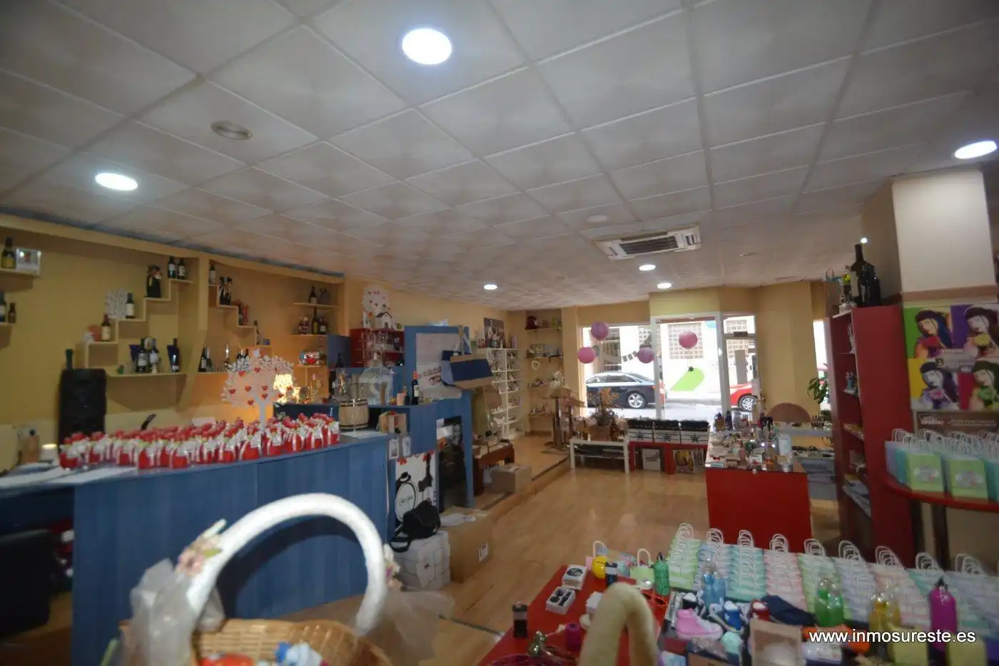 Local comercial de lloguer a Orihuela ciudad