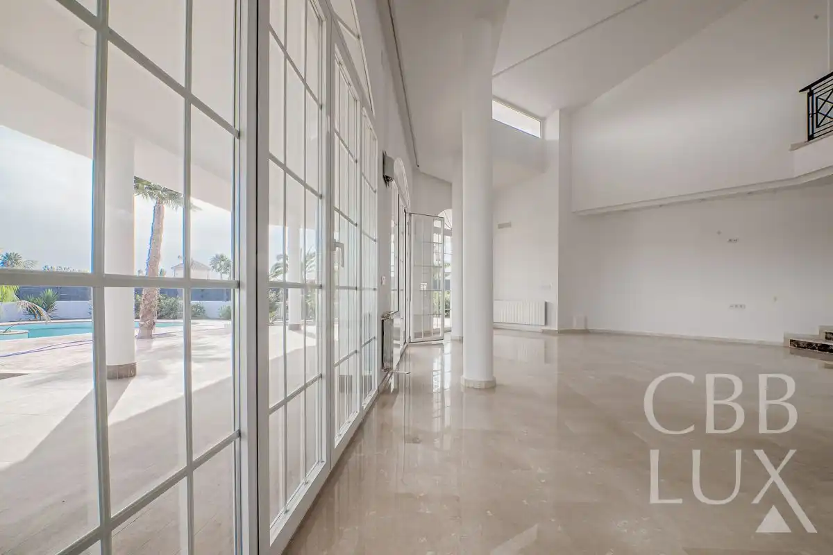 Chalet con terraza en venta en Pueblo - Urbanizaciones, imagen 10