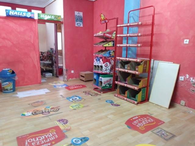 Local comercial en Venta en Avilés - Versalles en Versalles