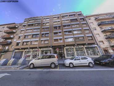 Appartamento con balcone in vendita a Passeig de Ramon Berenguer III 106