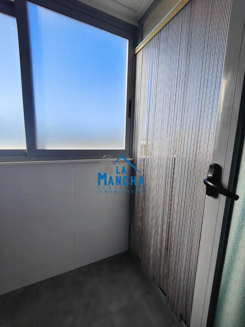 Badezimmer von Wohnung zum Verkauf in Albacete mit Heizung, Privatgarten und Terrasse