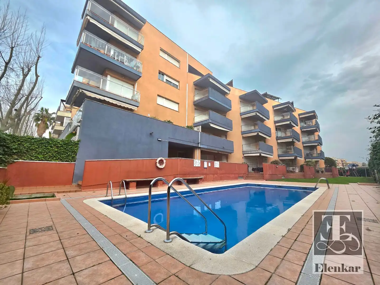 Dúplex amb piscina en venda a Mediterrani del