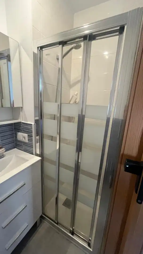 Baño de Estudio de alquiler en Sevilla con Amueblado