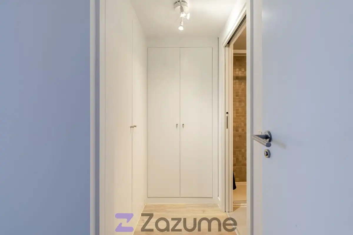 Wohnung zur Miete in Madrid mit Klimaanlage, Privatgarten und Schwimmbad