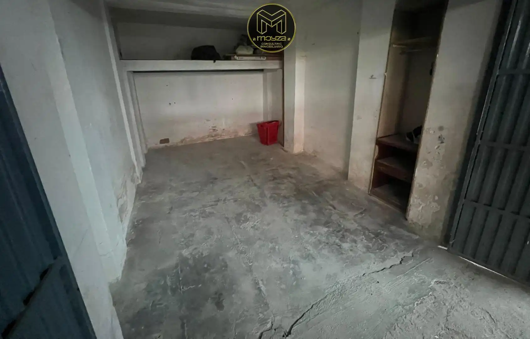 Houses for sale in Jaén  with Air Conditioner, Terrace and Furnished