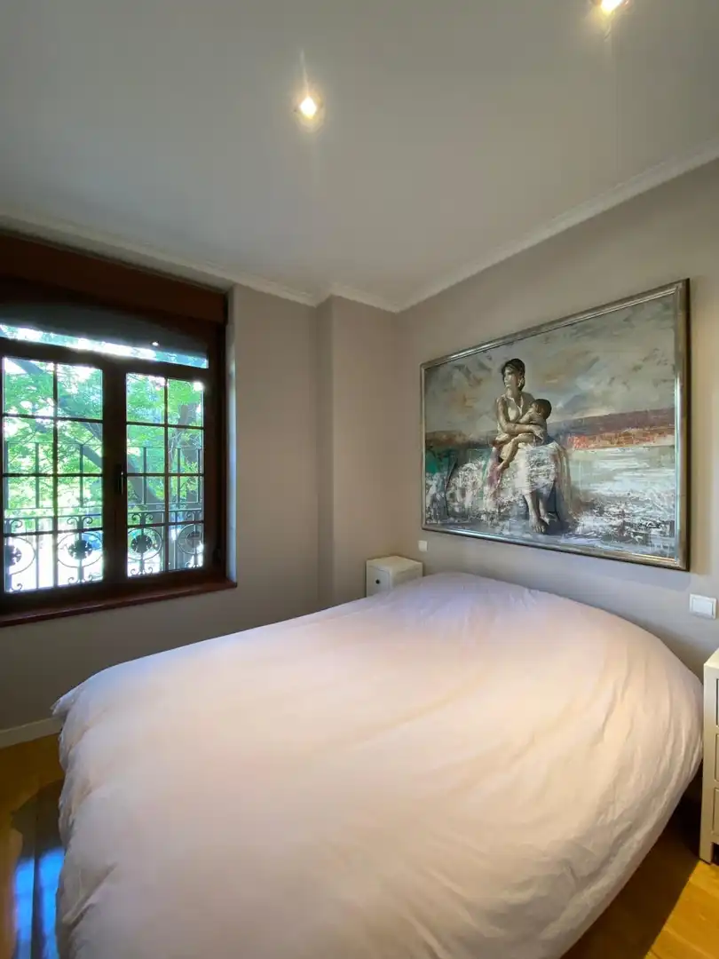 Schlafzimmer von Wohnung zur Miete in Madrid mit Klimaanlage, Heizung und Parkett