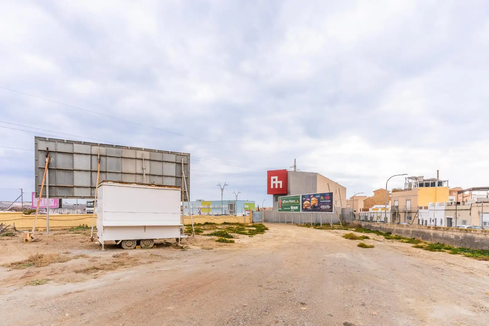 Vista exterior de Residencial en venta en Huércal de Almería