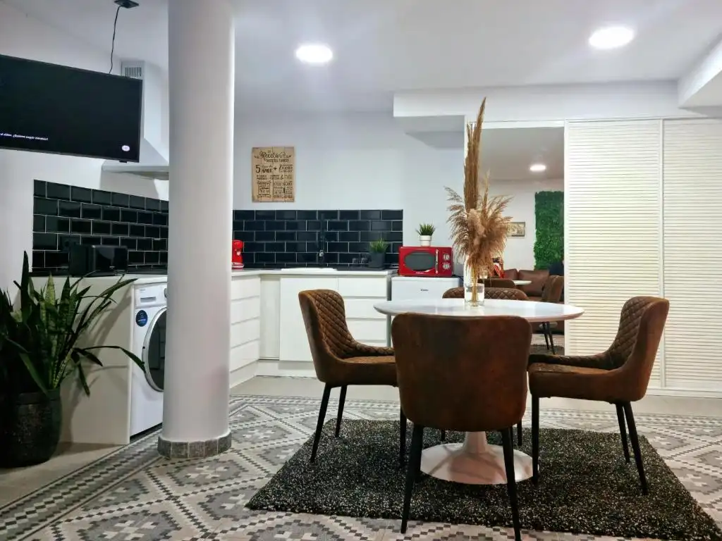 Pis de lloguer a Carril Gayumba, Cortijo de Maza - Finca Monsalvez - El Olivar