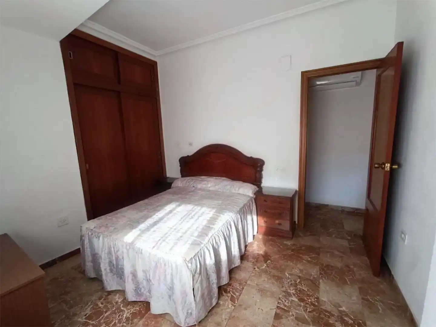 Bedroom of Flat for sale in Benaguasil  with Air Conditioner and Balcony