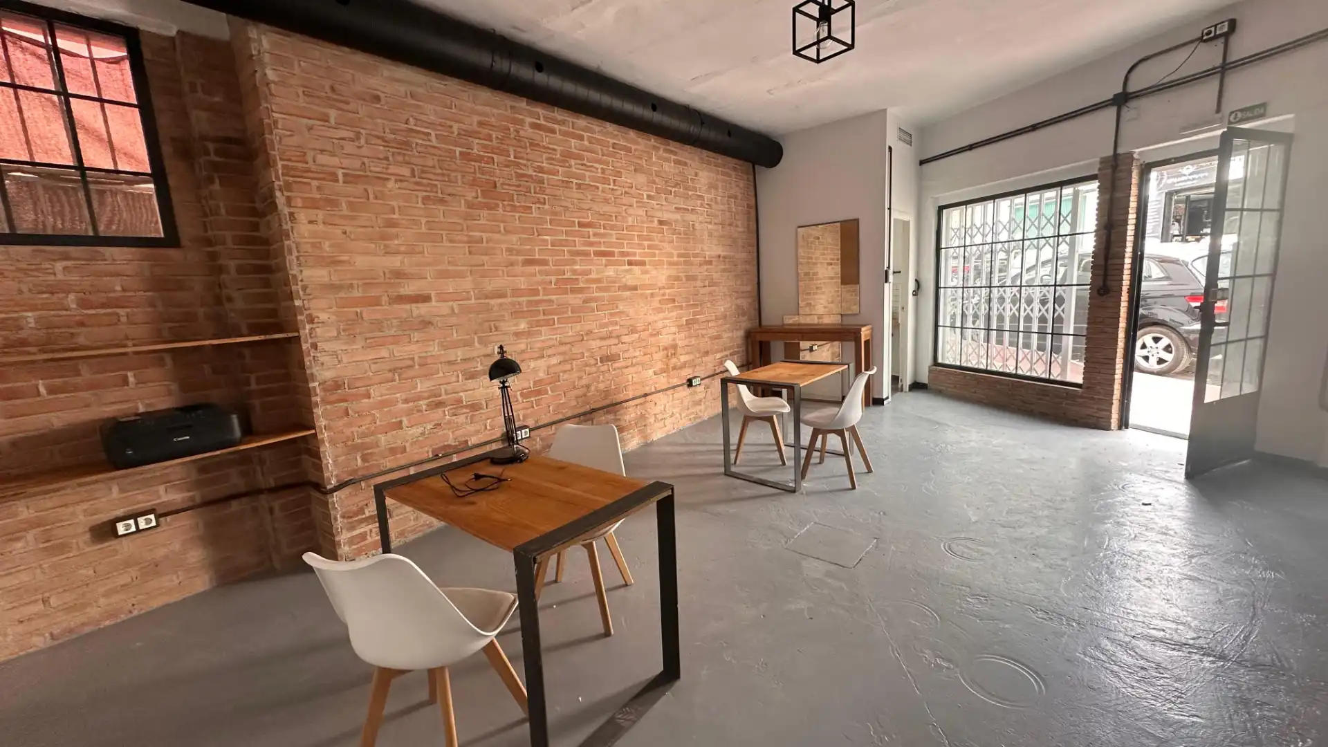 Local en venta en Marbella con Aire acondicionado, Terraza y Amueblado