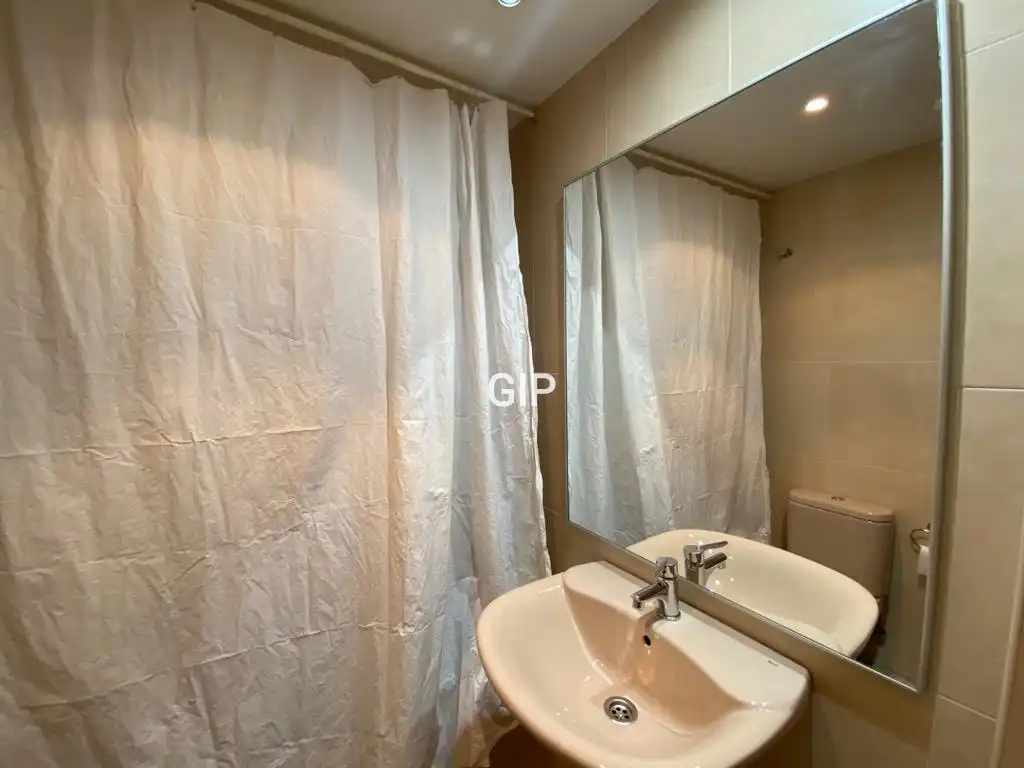 Apartments for rent in Calle de Belfast, 13, Rejas