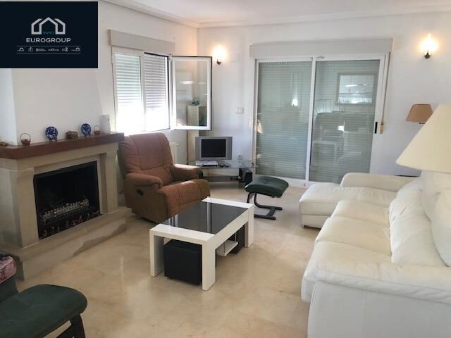 Sala de estar de Casa o chalet de alquiler en L'Alfàs del Pi con Jardín privado, Terraza y Piscina