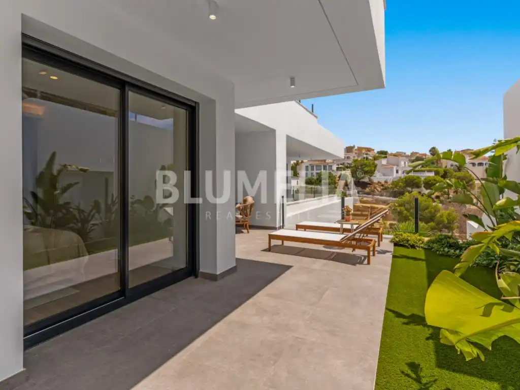 Penthouse with pool for sale in Cumbre del Sol, imagen 43