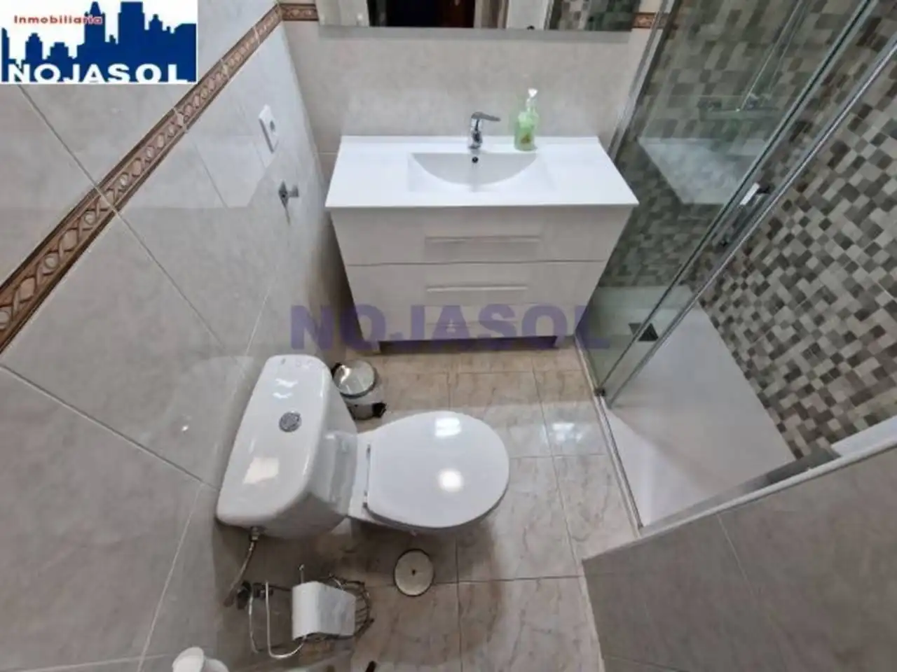 Flat with terrace to rent in Avenida Santos Mártires 6, imagen 31
