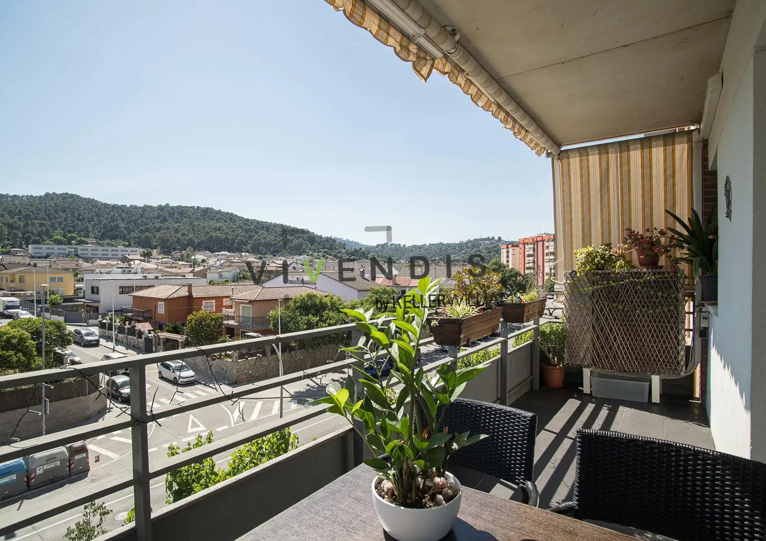 Terrassa de Pis en venda en Sant Andreu de la Barca amb Calefacció, Balcó i Piscina comunitària