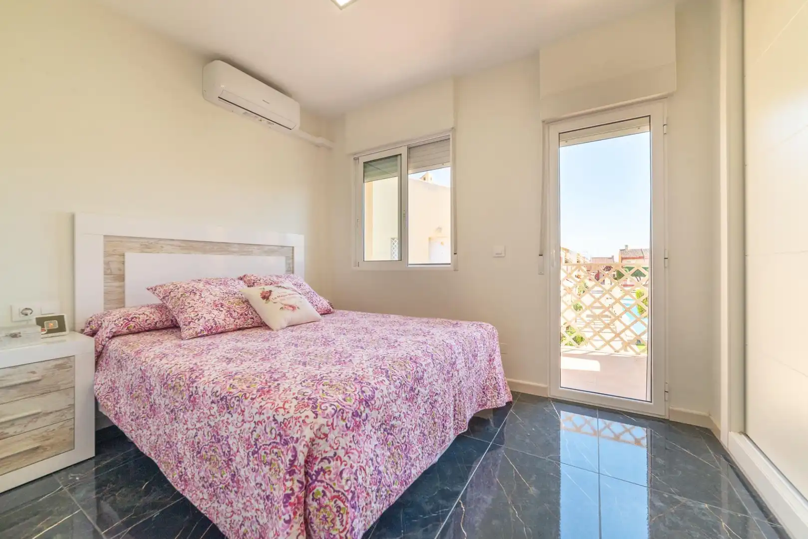 Dormitori de Casa adosada en venda en San Javier amb Aire condicionat, Jardí privat i Terrassa