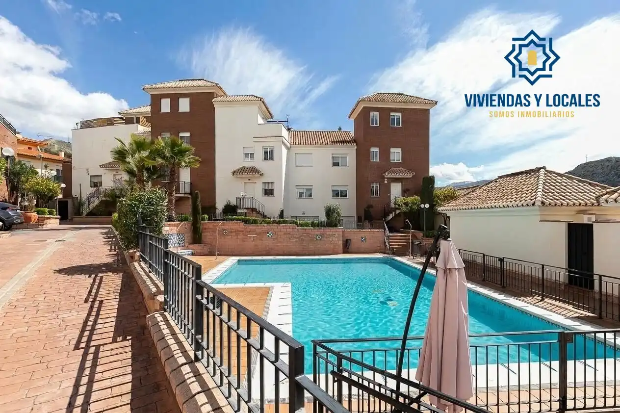 Maison mitoyenne avec piscine à vendre à Genil, imagen 2