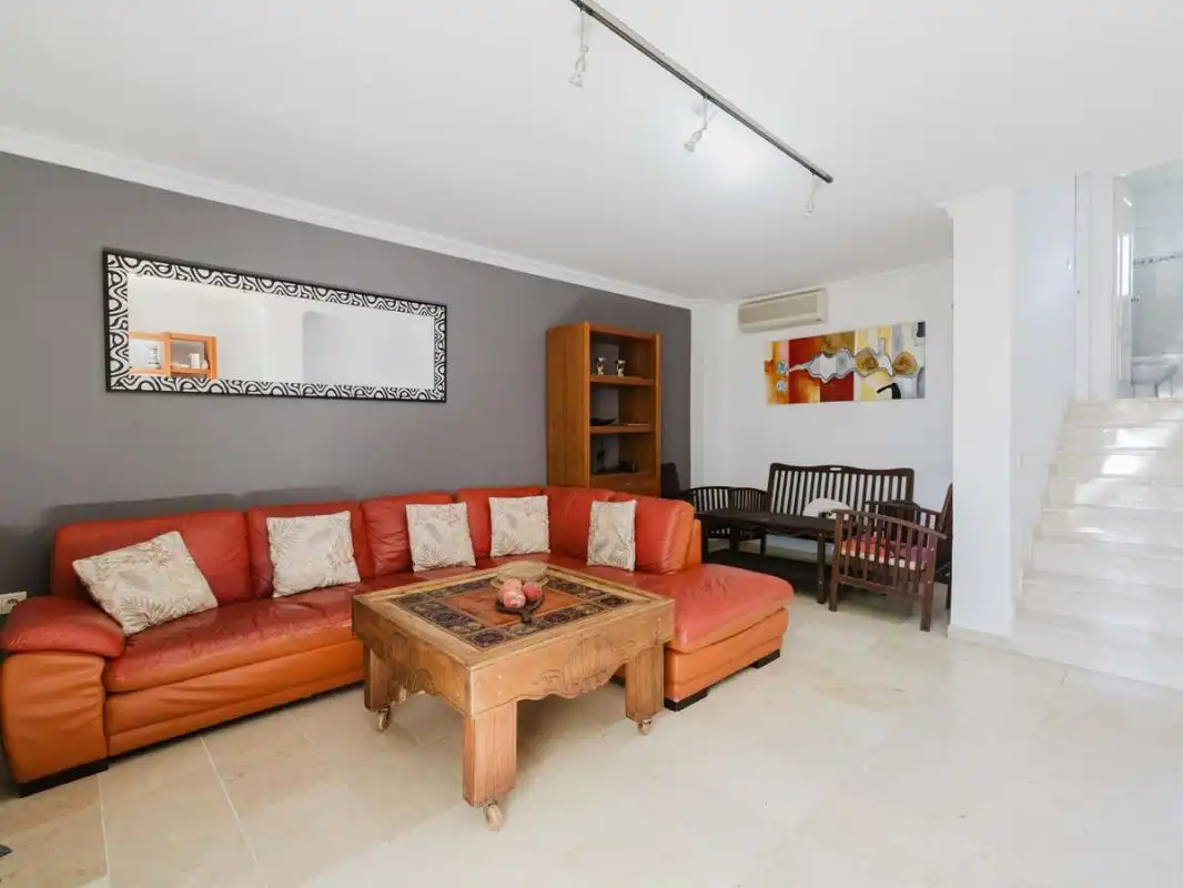 Casa a schiera con terrazza in vendita a C. del Faísán, imagen 2