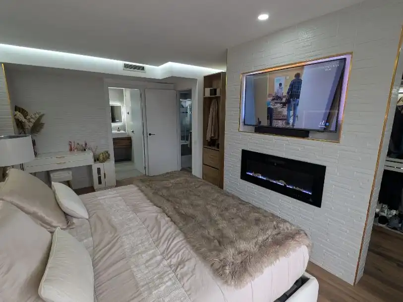 Flat with pool for sale in Miquel Marti i Pol 17, imagen 11