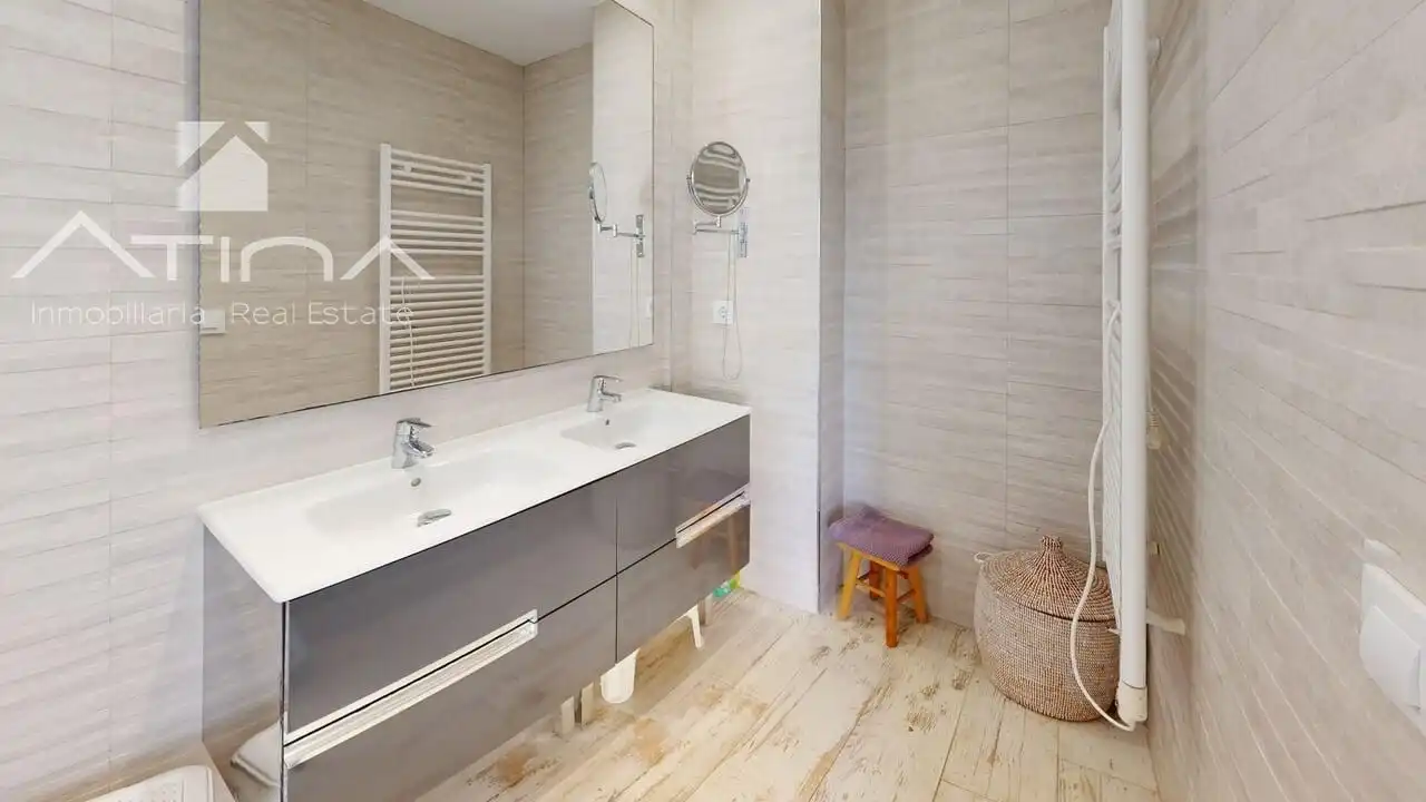 Badezimmer von Maisonette zum Verkauf in Jávea / Xàbia mit Klimaanlage, Heizung und Privatgarten