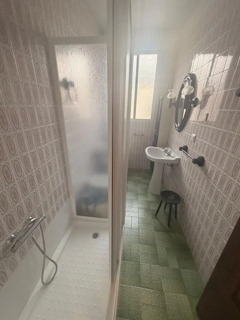 Bathroom of Houses for sale in Morón de la Frontera
