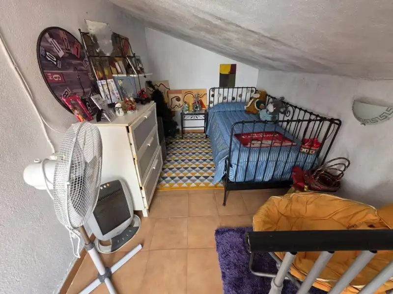 Dormitori de Casa o xalet en venda en Plasencia amb Aire condicionat, Jardí privat i Terrassa