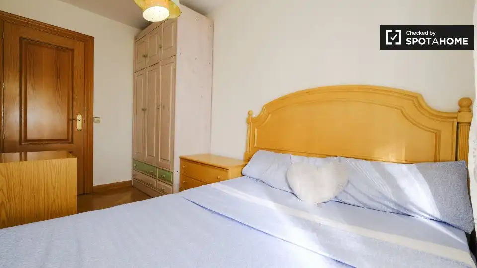 Habitación en Los Rosales