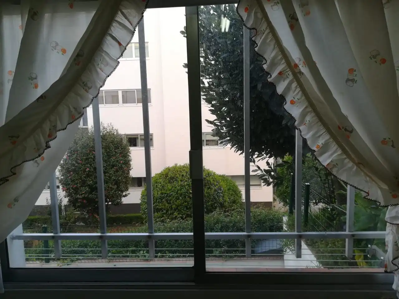 Terrassa de Planta baixa de lloguer en Santiago de Compostela  amb Calefacció i Moblat
