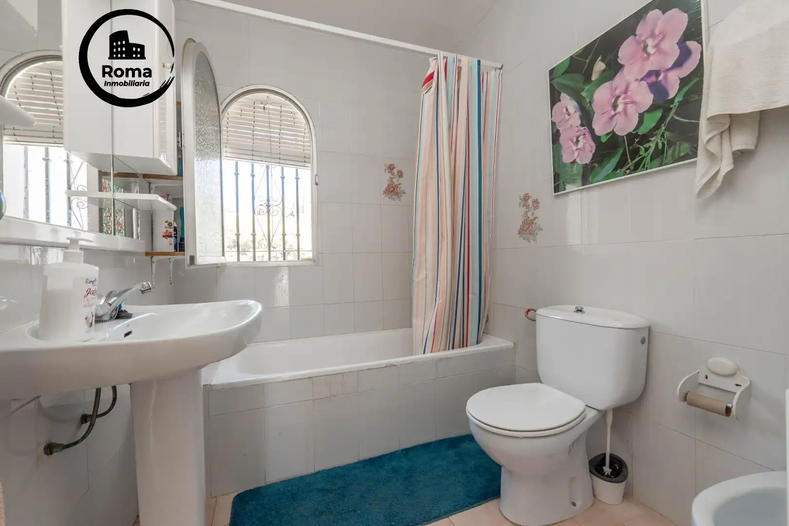 Bathroom of Houses for sale in Almuñécar  with Community pool