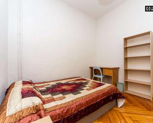 Flat to share in Universidad - Malasaña
