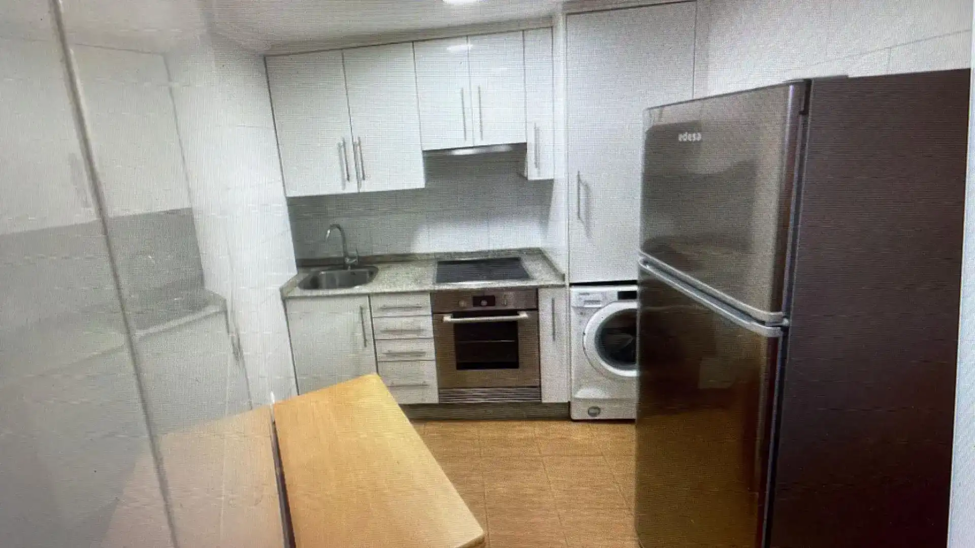 Cuina de Pis de lloguer en Rianxo amb Parquet, Moblat i Forn