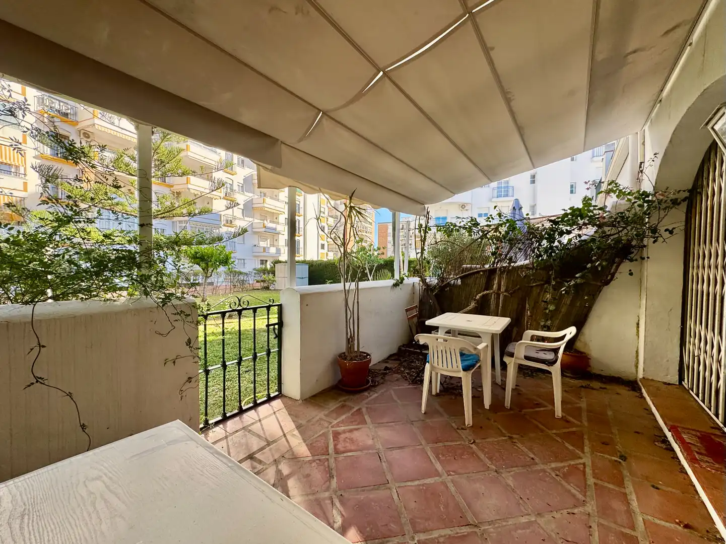 Terrace of Detached homes for sale in Fuengirola  with Air Conditioner, Heating and Private garden
