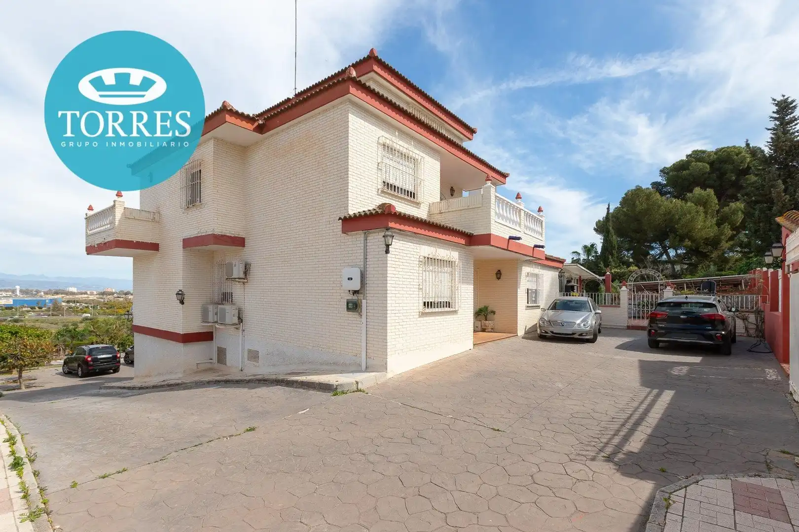 Vista exterior de Casa o chalet en venta en Málaga con Calefacción, Jardín privado y Terraza