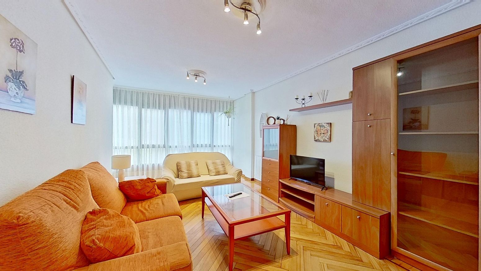 Sala d'estar de Pis en venda en Suances amb Calefacció, Parquet i Traster