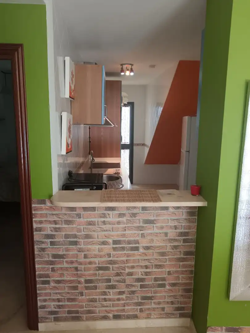 Cocina de Piso en venta en Sanlúcar la Mayor con Aire acondicionado, Calefacción y Terraza