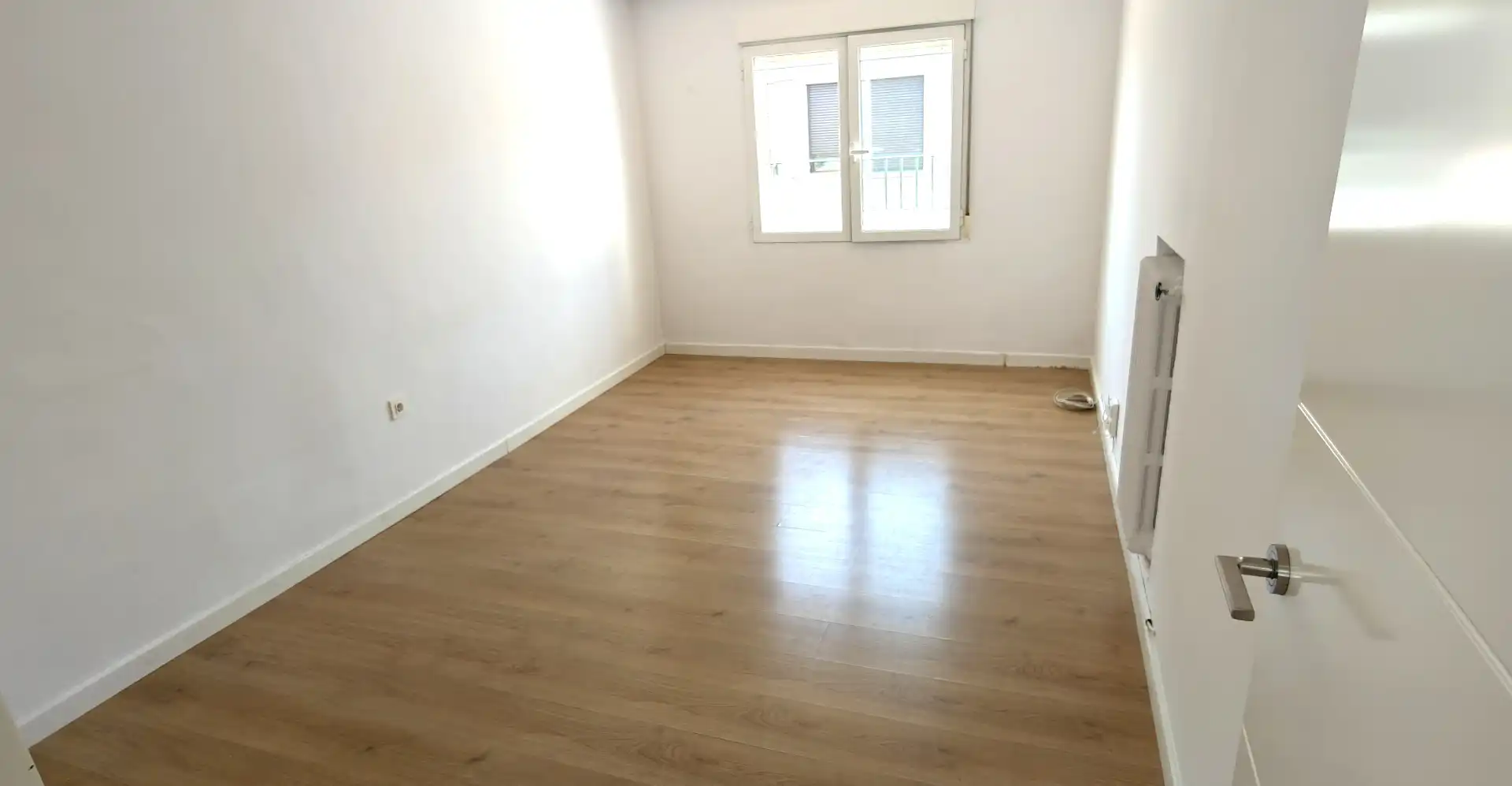Habitación de Piso en venta en Zaragoza con Calefacción, Parquet y Terraza