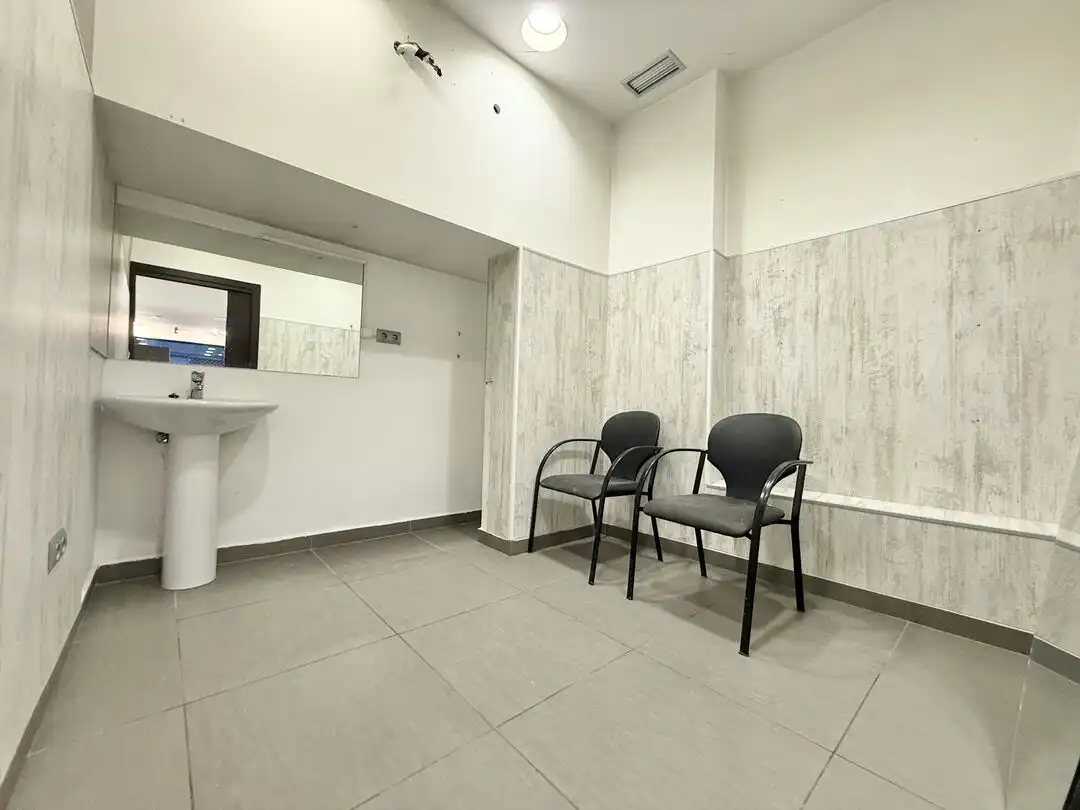 Local comercial en alquiler en San Bartolome Kalea, imagen 16