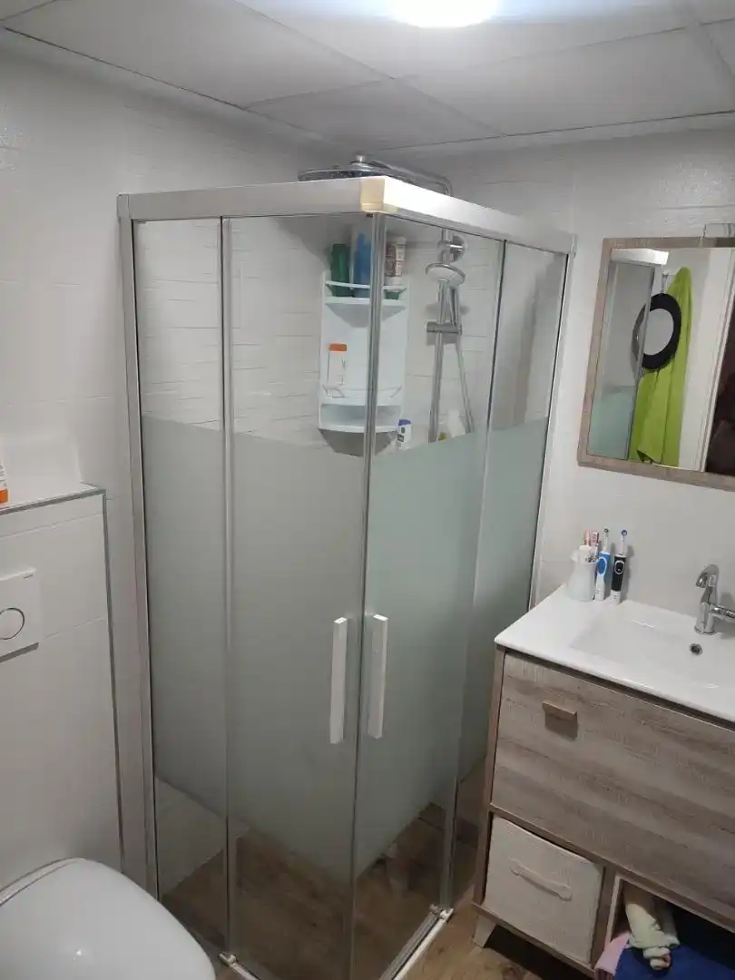 Badezimmer von Erdgeschoss zur Miete in Pilar de la Horadada mit Klimaanlage