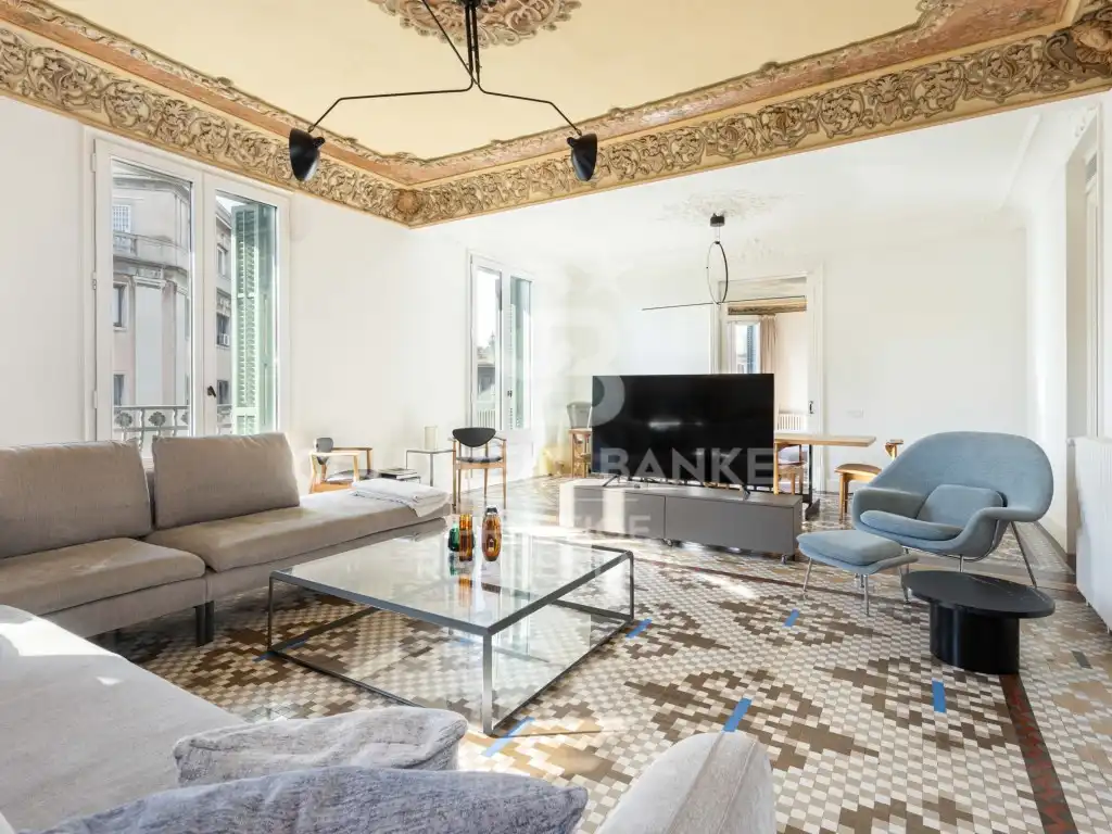 Living room of Attic for sale in Barcelona  with Terrace, Swimming Pool and Balcony