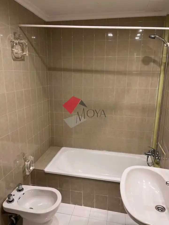 Bathroom of Flat for rent in Vigo   with Heating