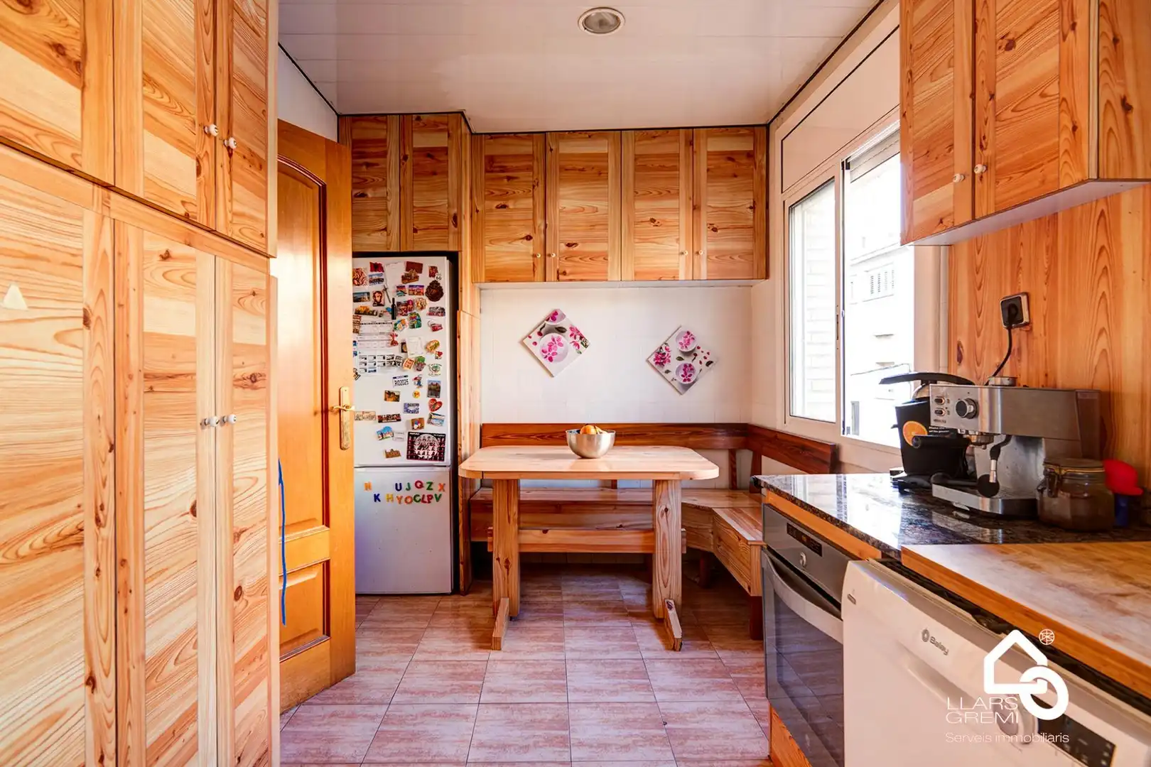 Cocina de Piso en venta en Igualada con Calefacción, Terraza y Trastero