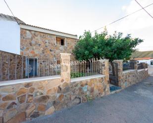 Vista exterior de Casa o xalet en venda en Arboleas amb Calefacció, Jardí privat i Terrassa