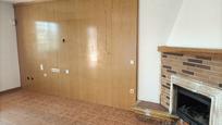 Single-family semi-detached for sale in C/ Los Espejos, Villanueva de la Torre, imagen 1