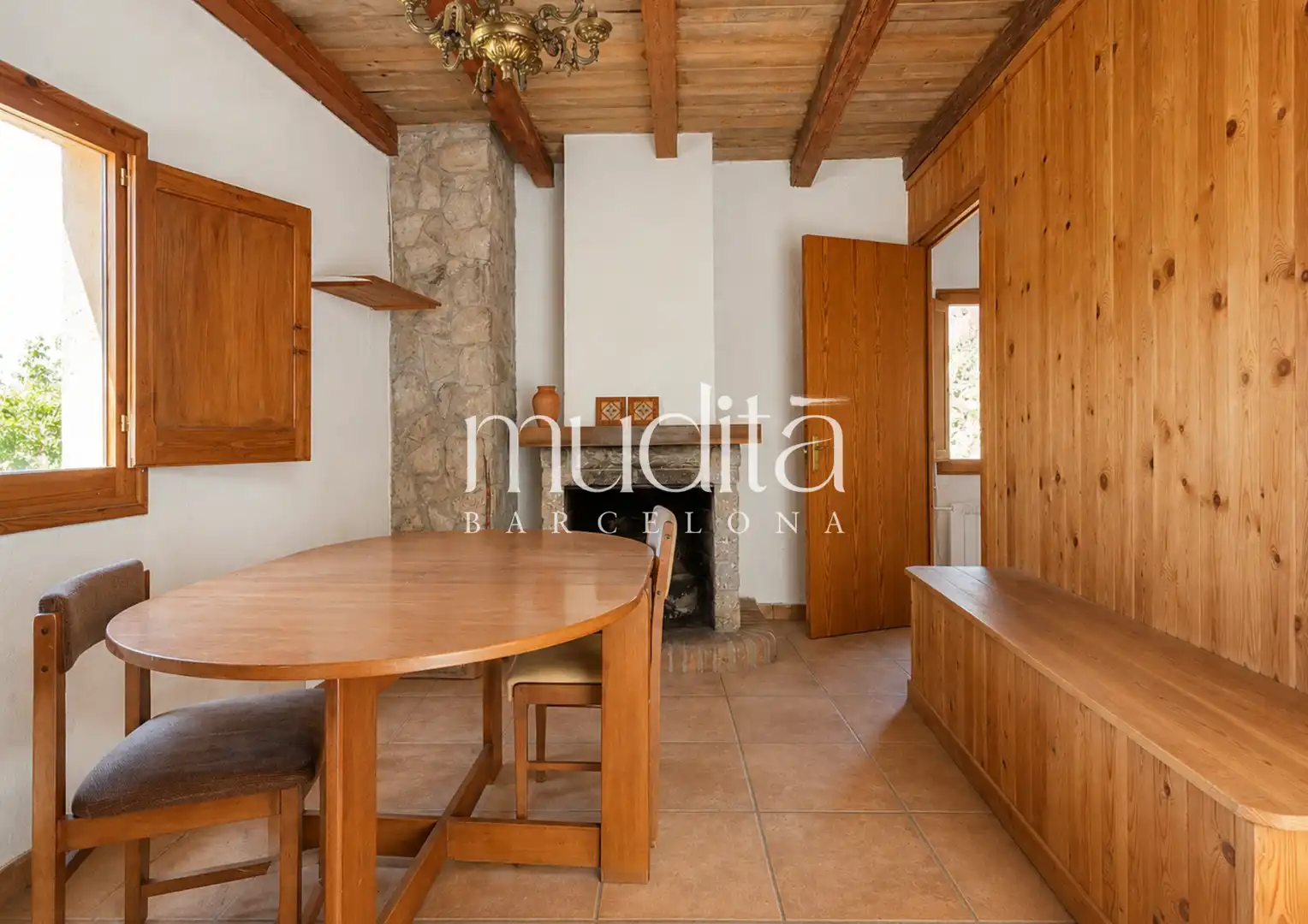 Menjador de Finca rústica en venda en Guardiola de Berguedà amb Calefacció i Terrassa