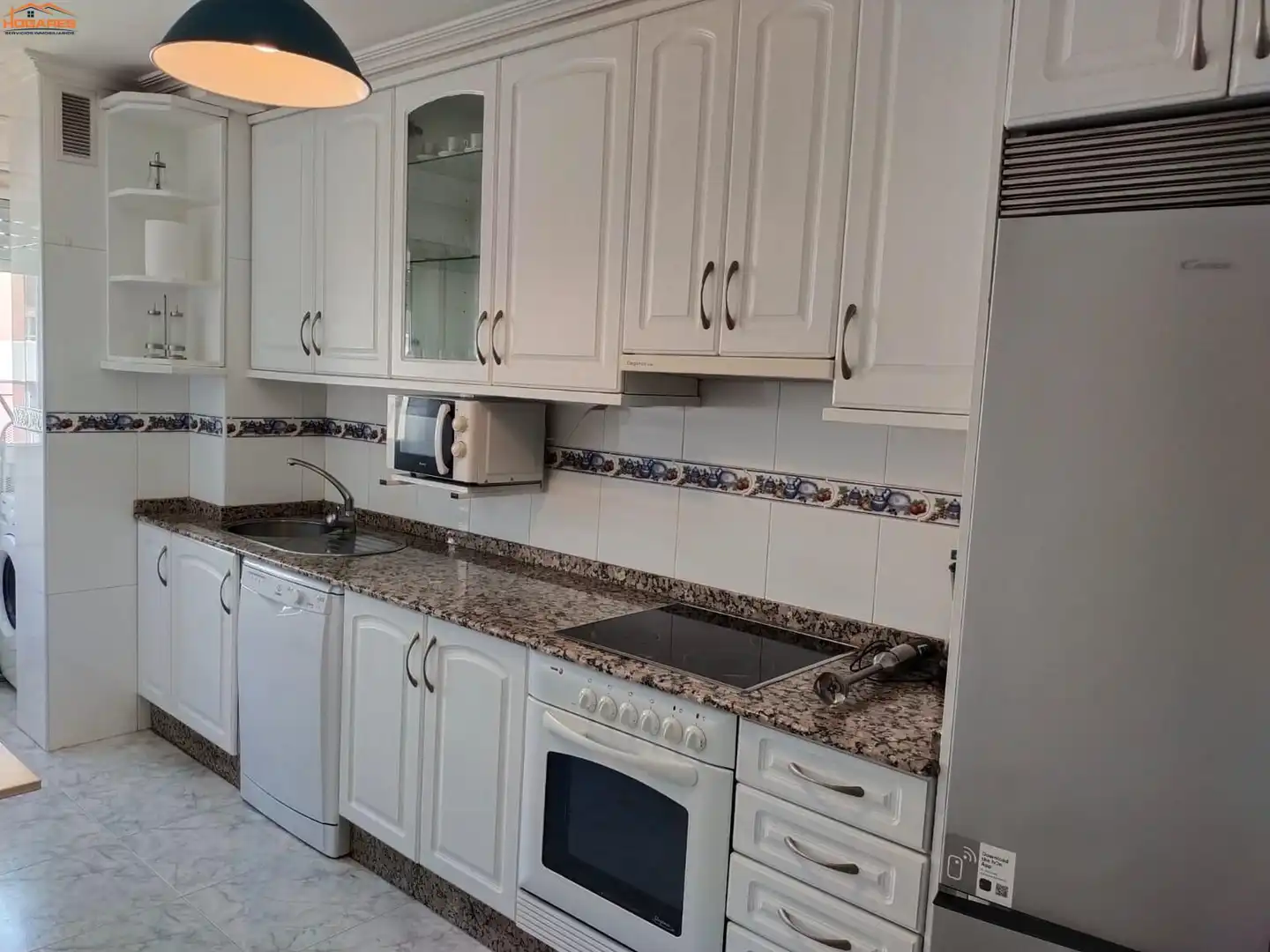 Cocina de Piso de alquiler en Vigo  con Calefacción y Amueblado